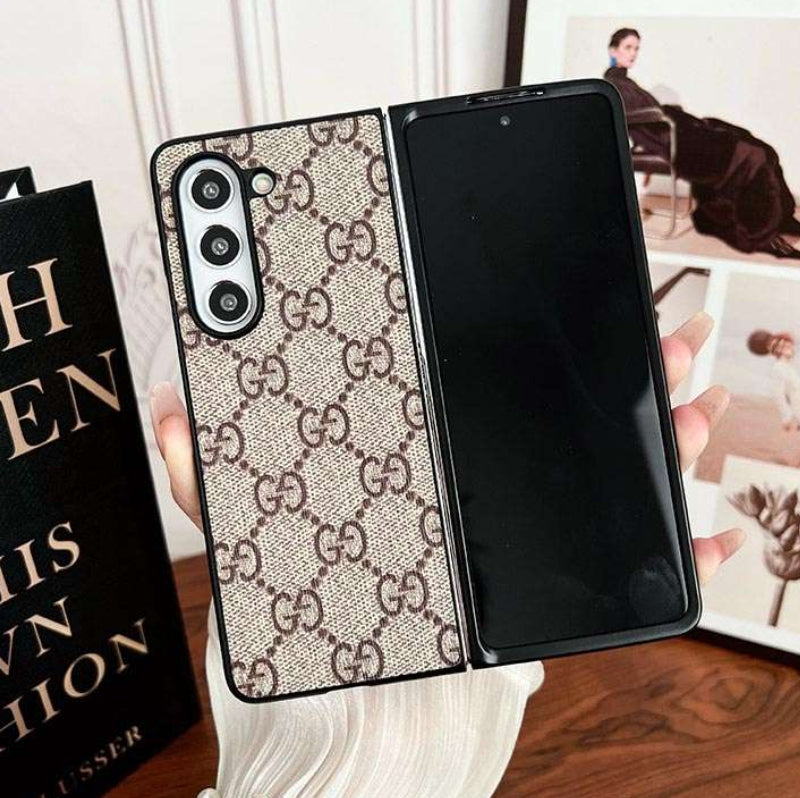 Z Foldシリーズ用プレミアムLVレザーケース