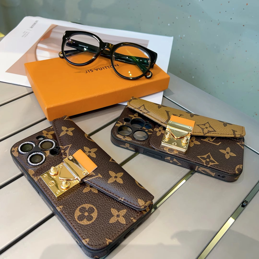 高級レザーエンボスクロスボディケース