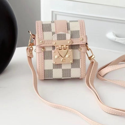 Samsung Galaxy Z Flip シリーズ用ストラップ付き LV 人気レトロレザー フォンバッグ