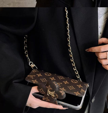 LV ハイエンド フリップ チェーン: 究極の iPhone レザー ウォレット ケース