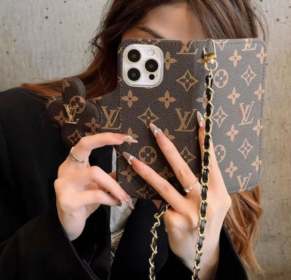 LV ハイエンド フリップ チェーン: 究極の iPhone レザー ウォレット ケース