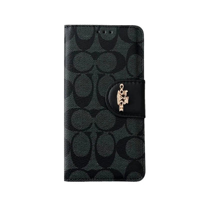 コーチ iPhone ケース レザー フリップケース カードホルダー付き