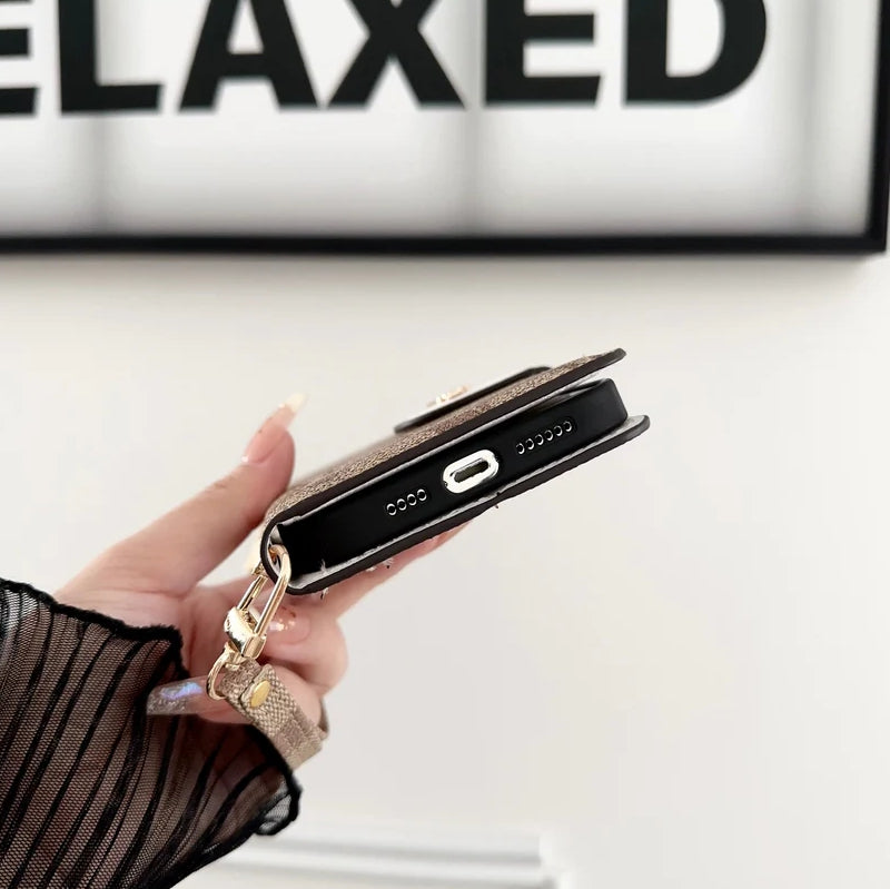 コーチ iPhone ケース レザー フリップケース カードホルダー付き