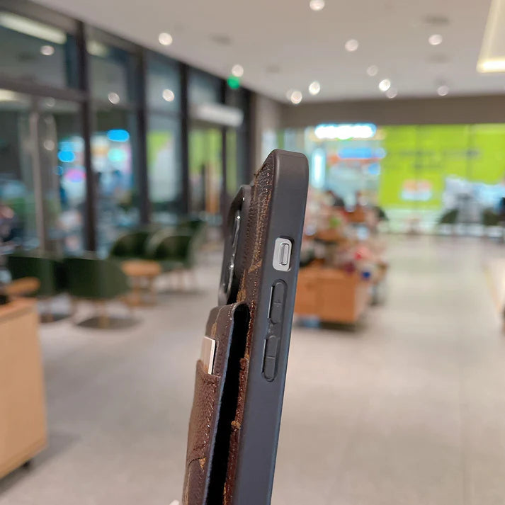 カードホルダー付き高級iPhone用レザーケース - 2-in-1デザイン