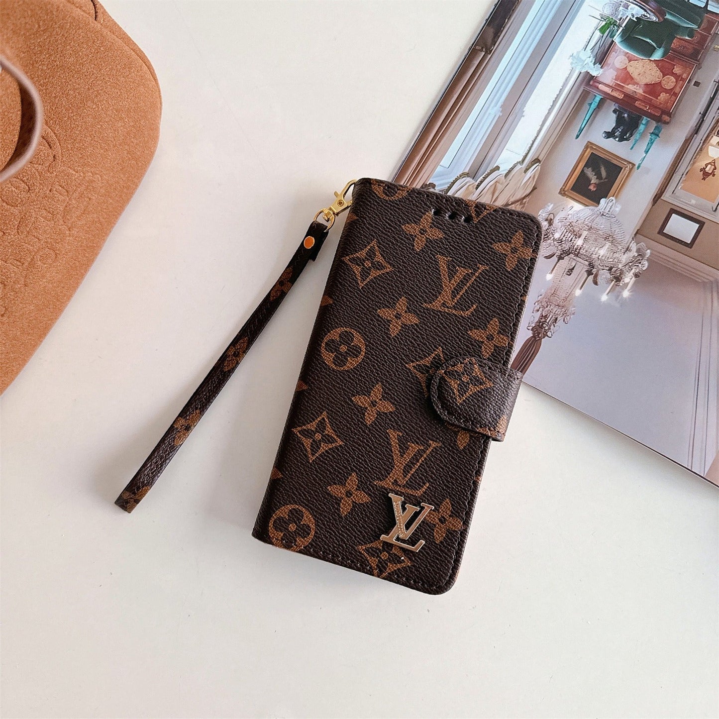 LV エレガンス ウォレットケース: iPhone のための時代を超えたラグジュアリー